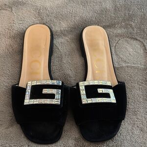 Chic Gucci Black Slide Sandals with Embellished Buckle